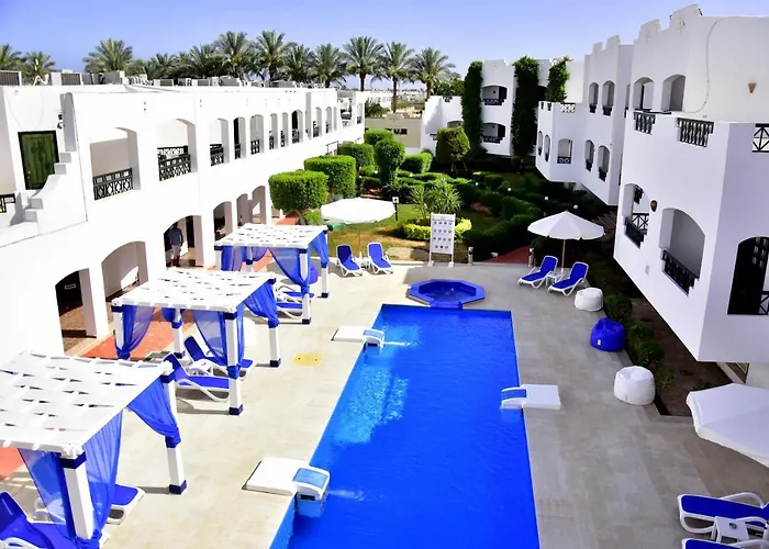 Verginia & Aqua Park אתר נופש 4*