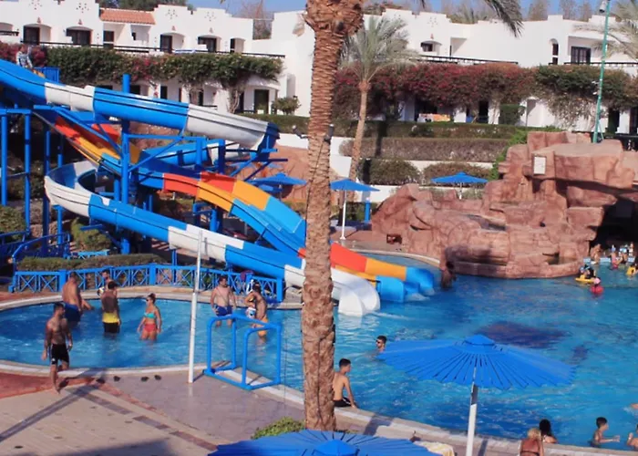 Verginia & Aqua Park אתר נופש 4*