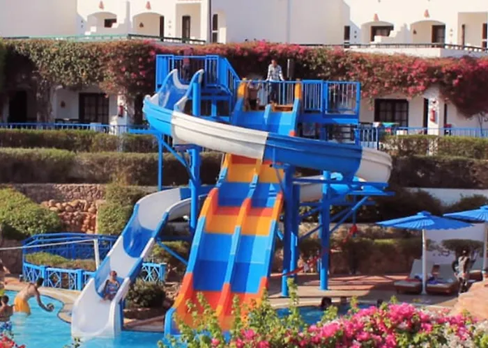 Verginia & Aqua Park 4*