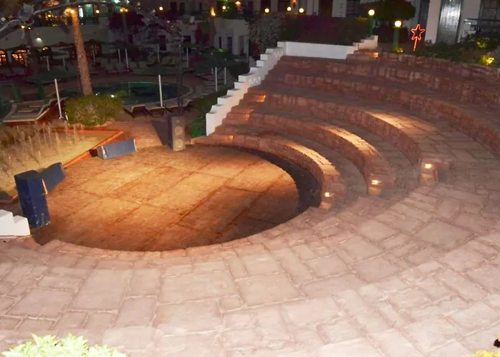 Verginia & Aqua Park אתר נופש
